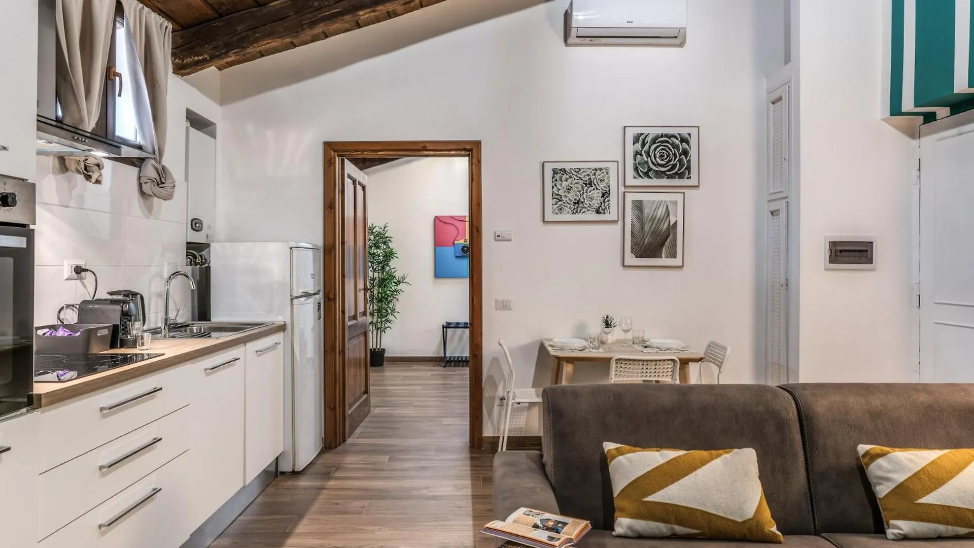Luciana Vatican Apartment Rome Italy