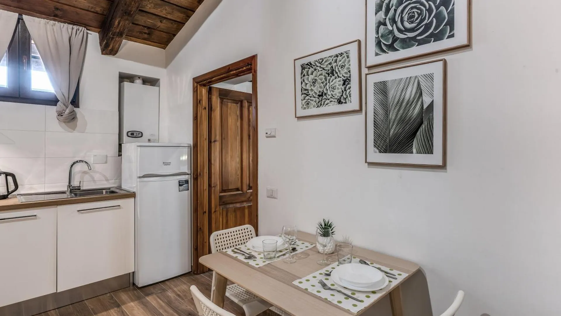Luciana Vatican Apartment Rome 0*,  Italy